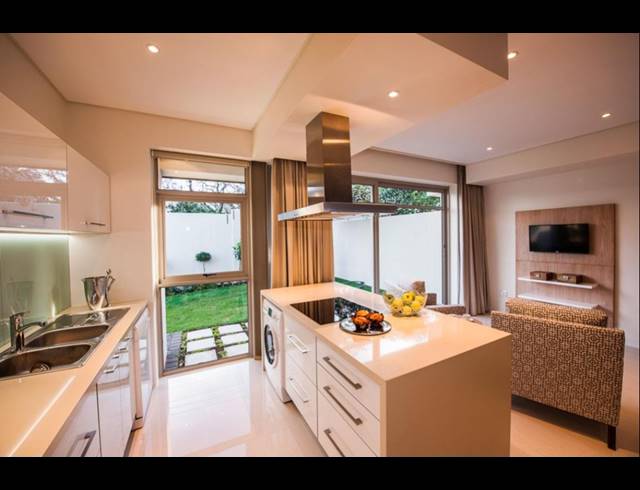 4 BEDROOM TOWNHOUSE TO LET IN NORWOOD
